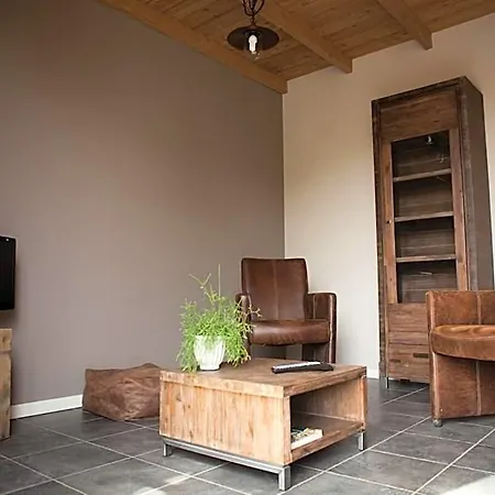 De Bimd Hoeve Bed & Breakfast De Bus