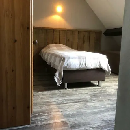 De Bimd Hoeve Bed & Breakfast De Bus